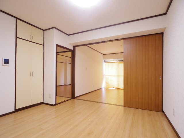 メゾン協和の居間・リビング