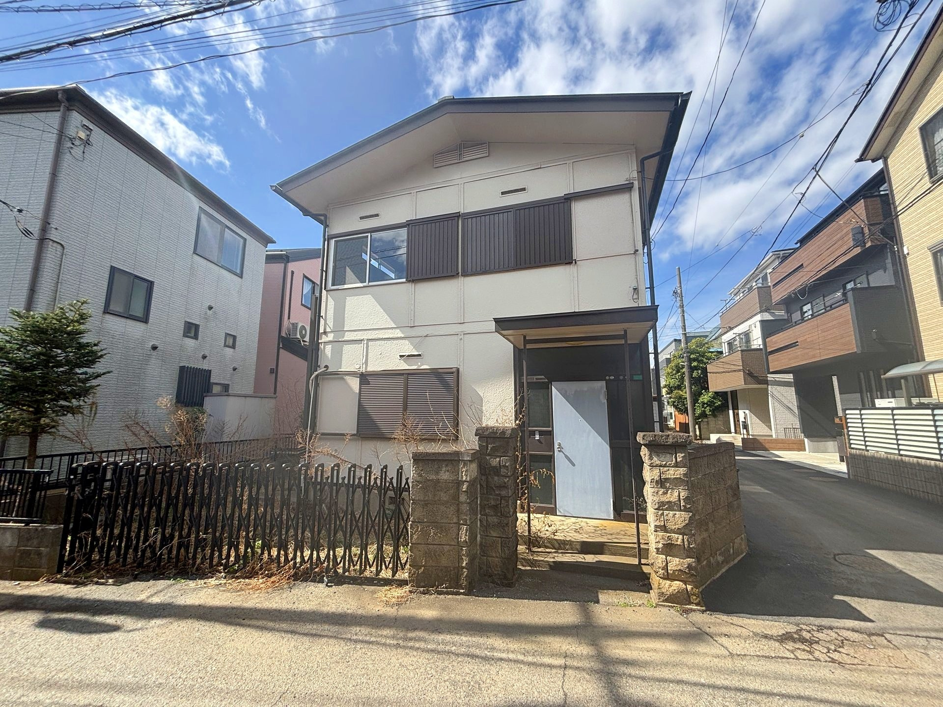 新座市貸家
