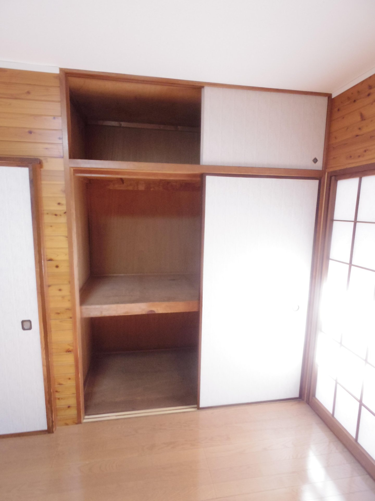 新座市貸家の収納