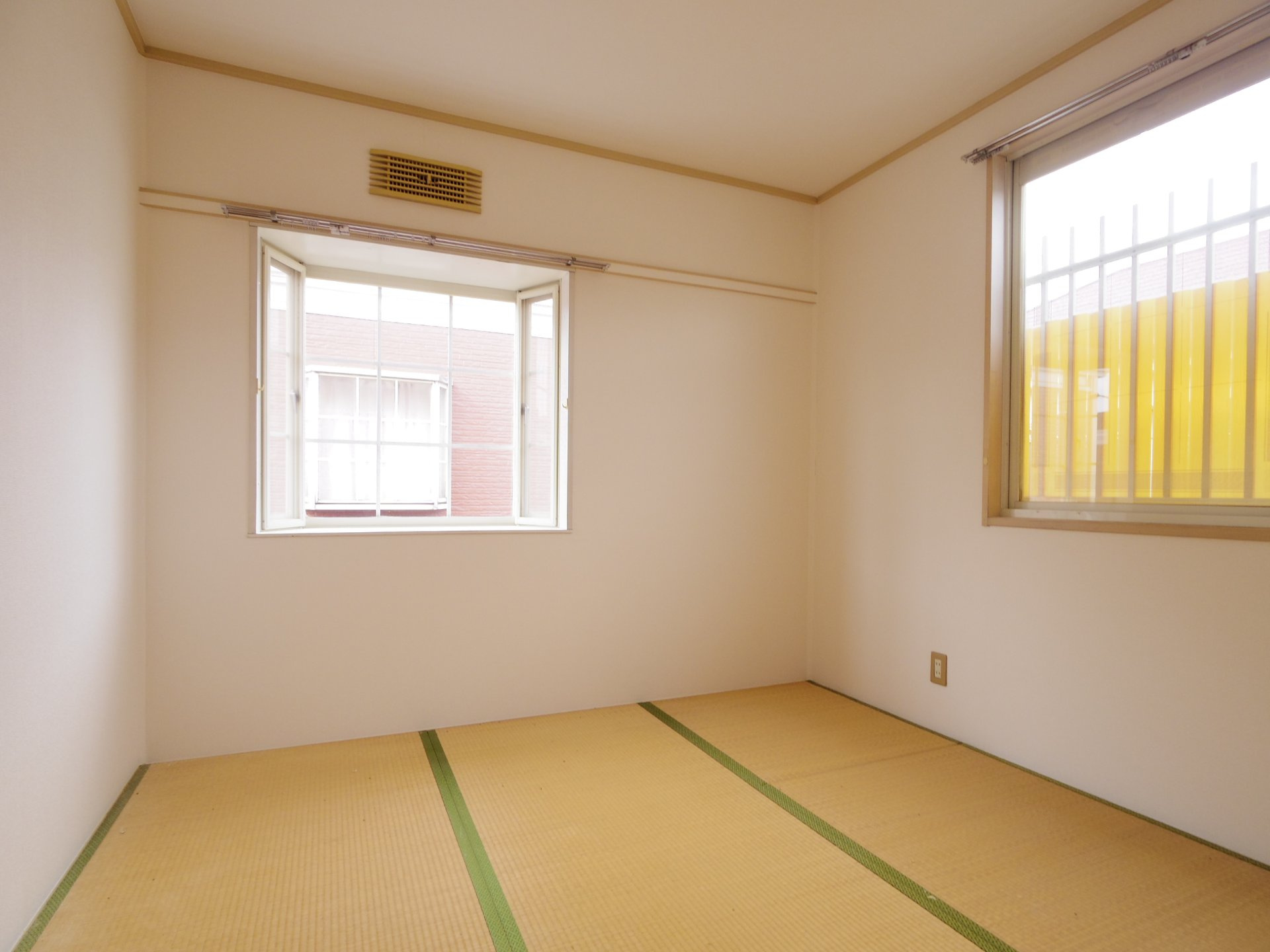 サンビレッジ三沢１号棟の内装|※他号室写真です