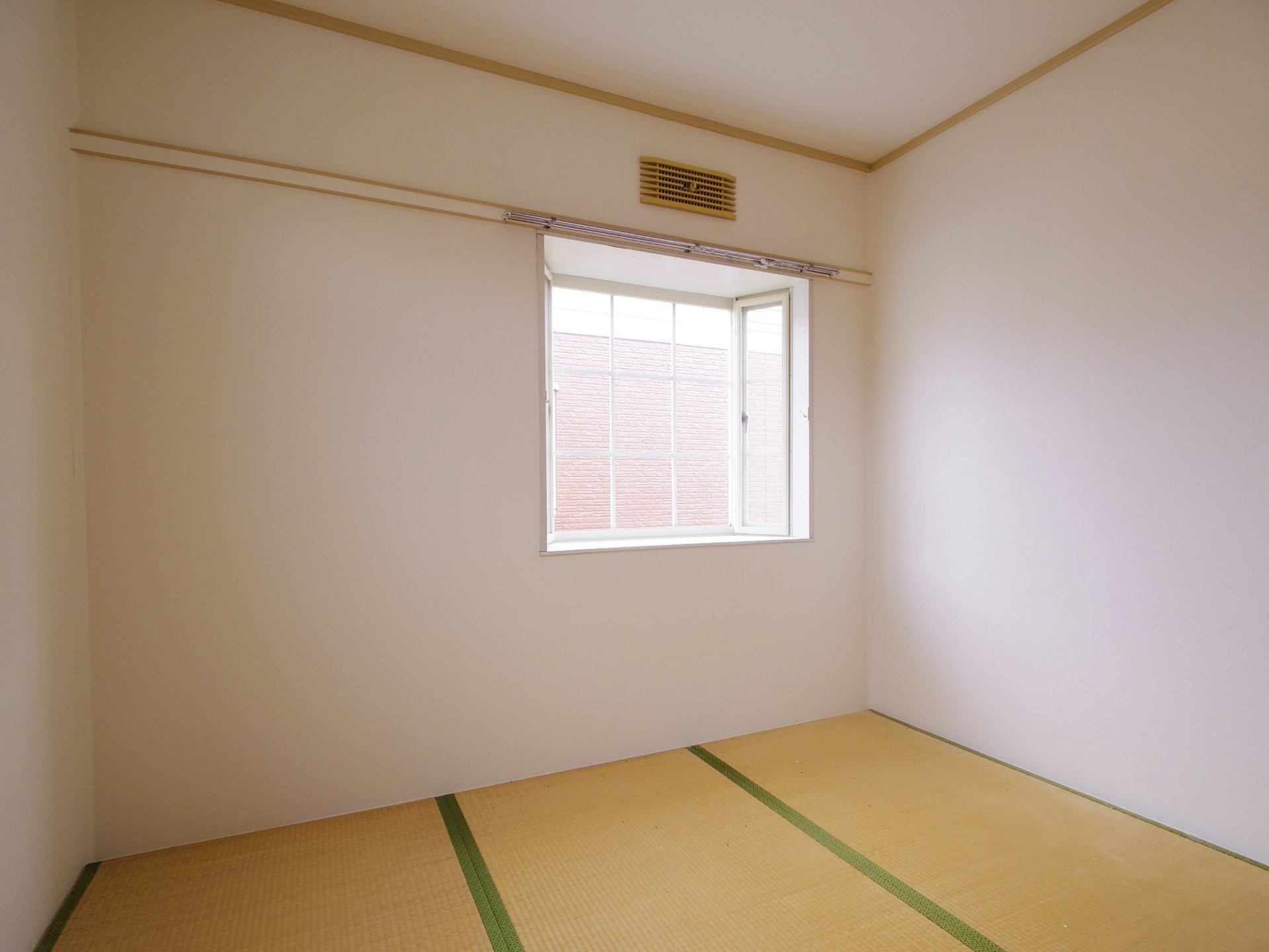サンビレッジ三沢３号棟の内装