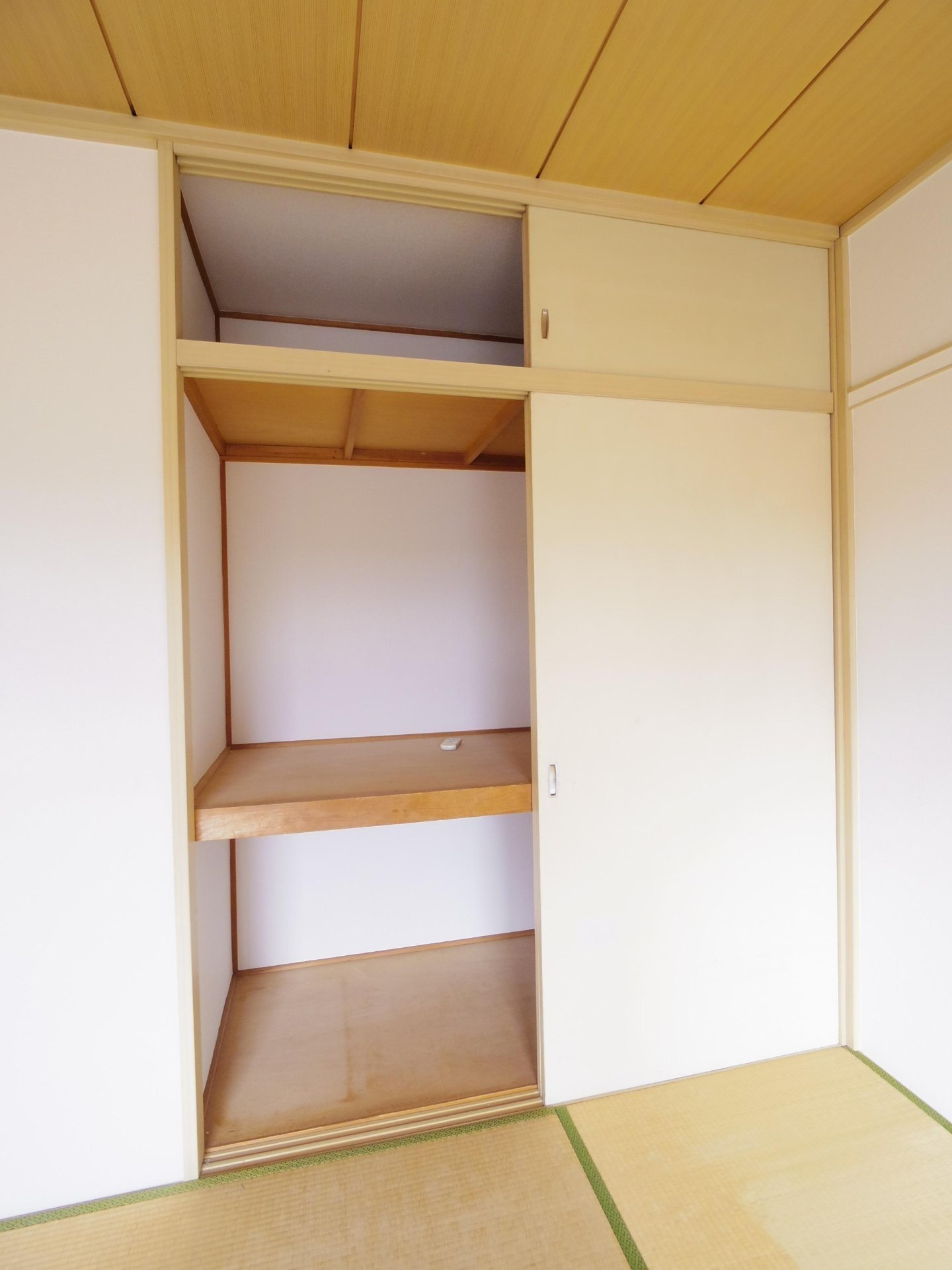 サンビレッジ三沢３号棟の収納