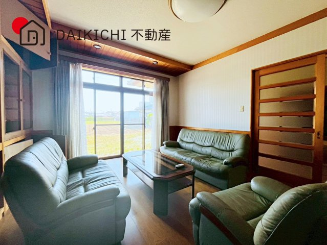 【居間・リビング】 | 鴻巣市原馬室　中古戸建