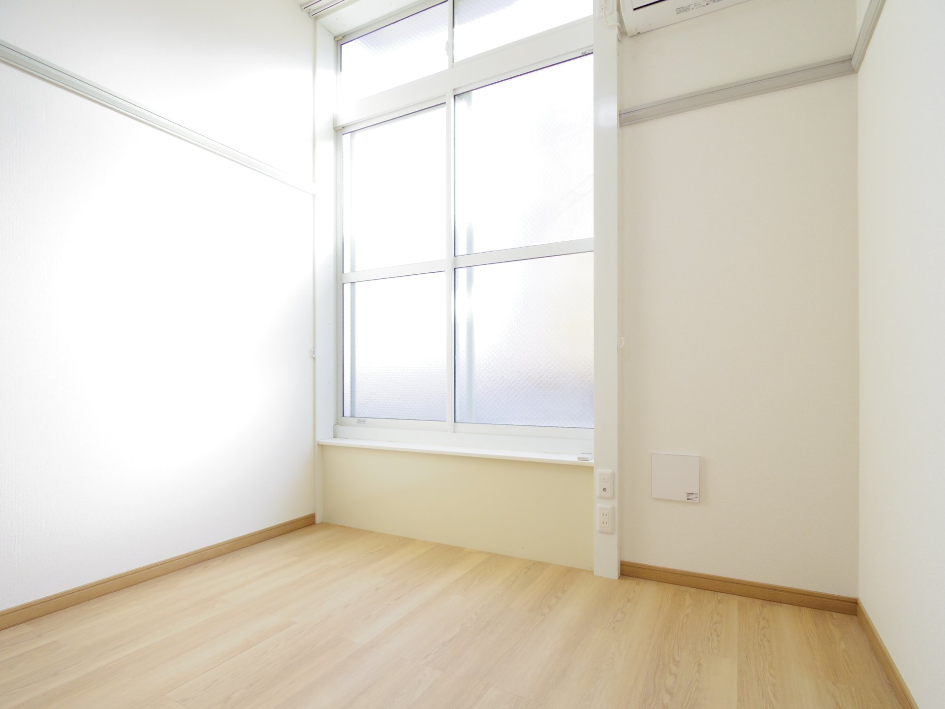 クレール小山の居間・リビング