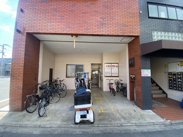 京都市下京区西七条東御前田町の一棟アパートの駐輪場