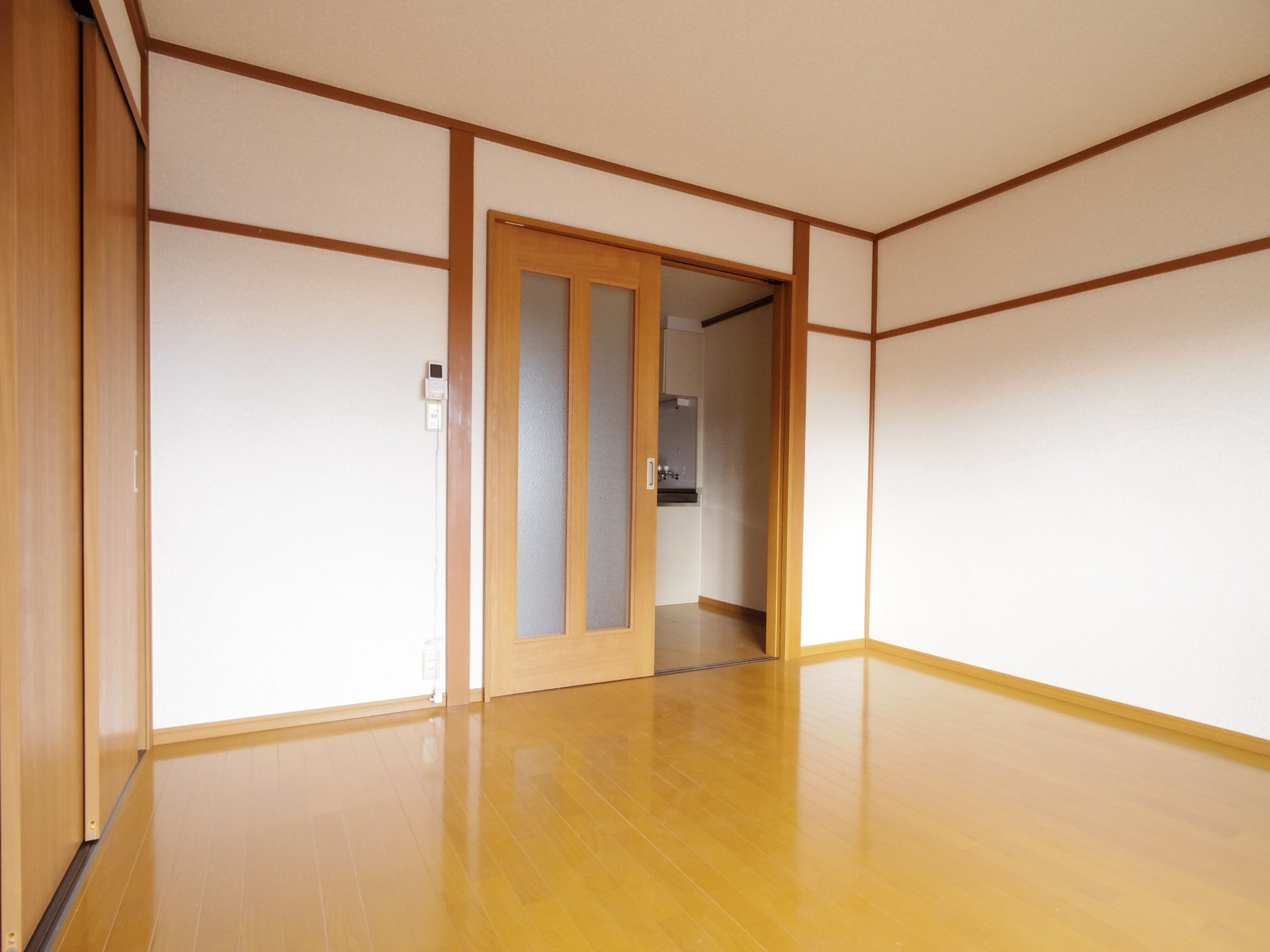 山登ビルの内装