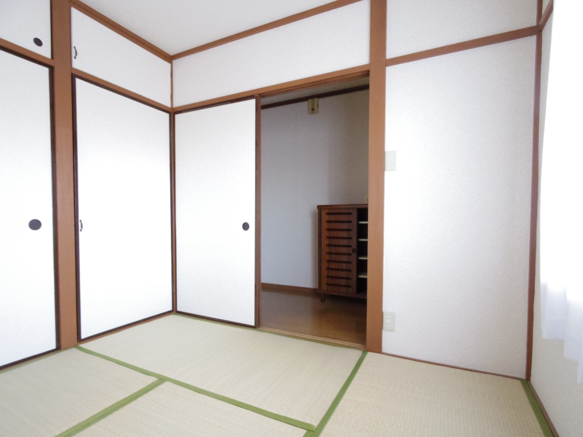 山登ビルの内装