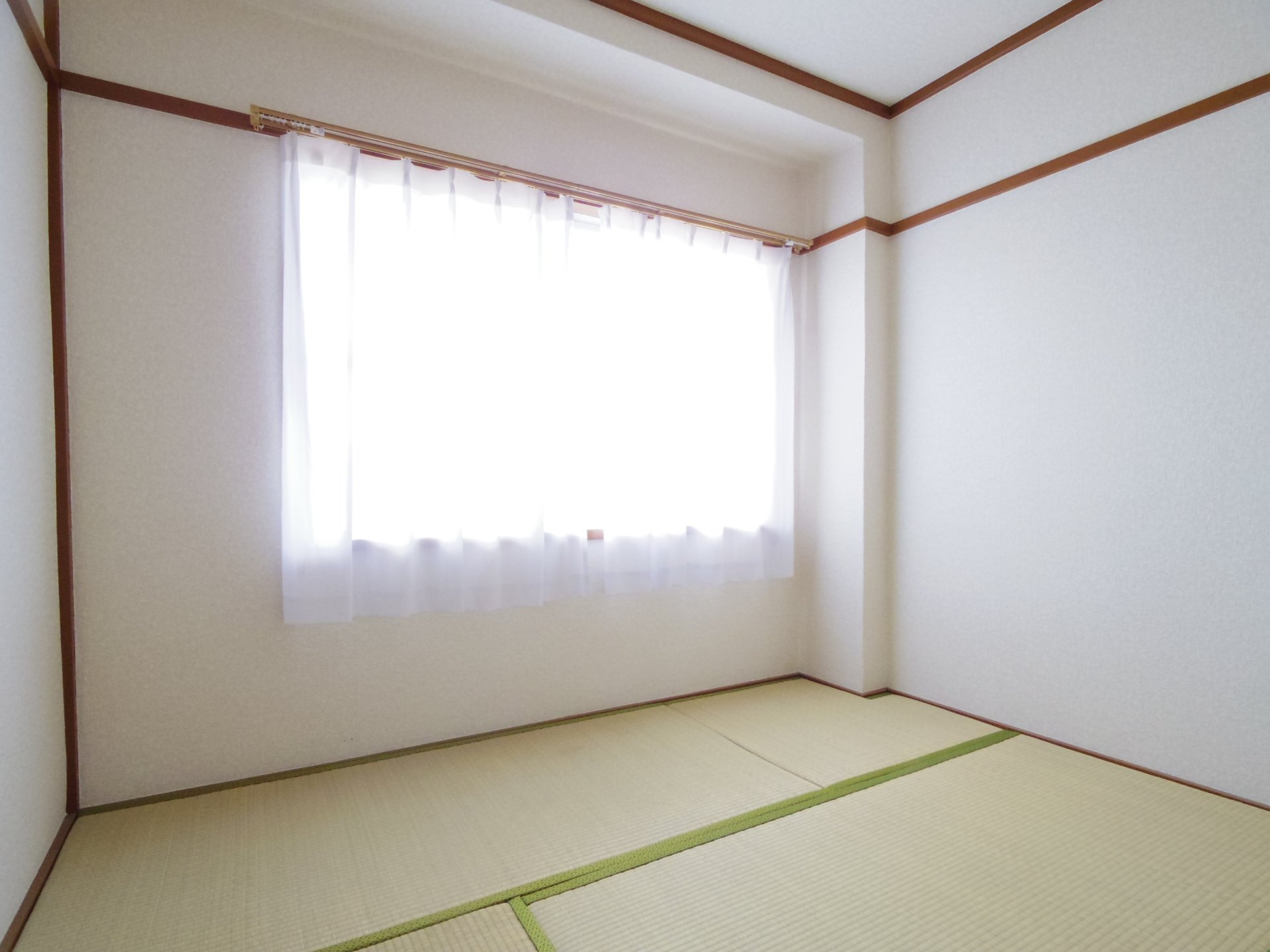 山登ビルの内装