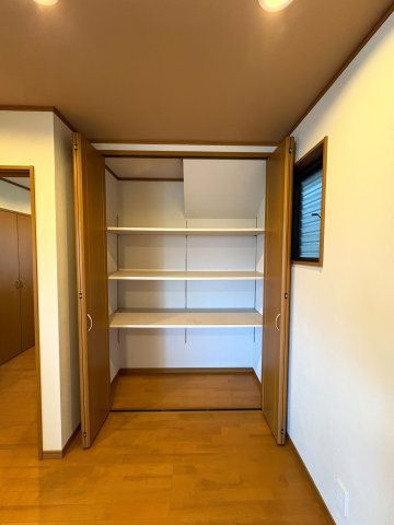 寺戸町東野辺の収納
