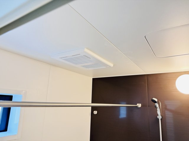 柏市柏新築戸建（柏14期）の冷暖房・空調設備|雨の日も安心の浴室乾燥機つき
