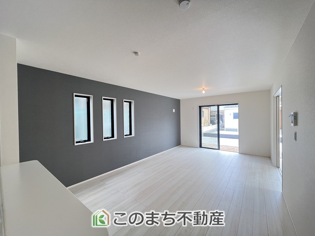 LiveleGarden.S下野市上大領の居間・リビング