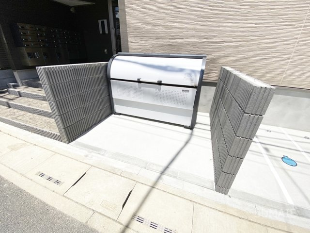 ガーデンヒルズ宮原のその他共用部分|専用ゴミ置き場！