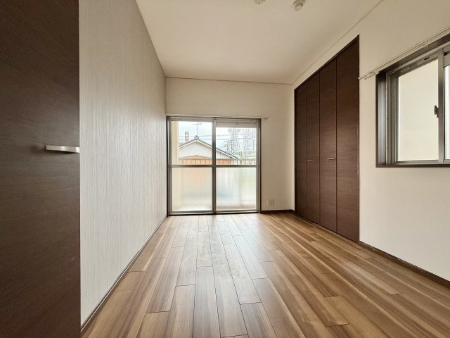 三旺マンション香流の洋室