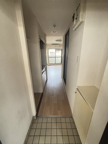リエス清瀬の玄関