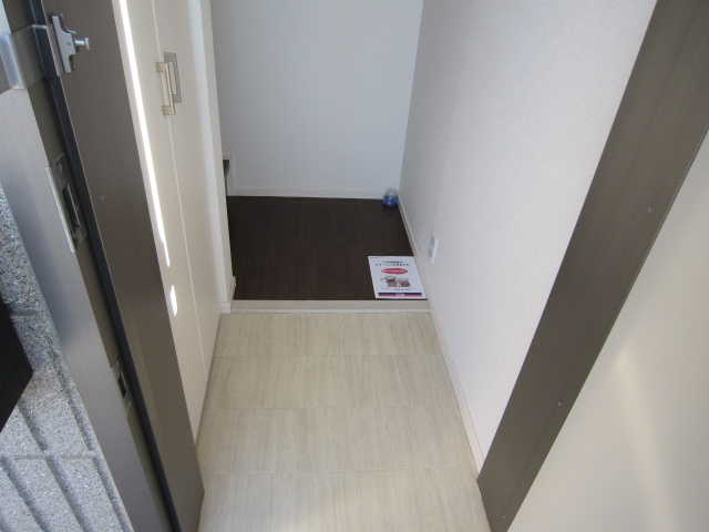 ハイバリー境の玄関