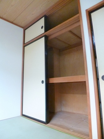 ハイツ西谷の収納|★収納たっぷり１間あります♪