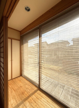 「全室南向き」高知市長浜蒔絵台1丁目　中古一戸建てのその他|陽だまりに癒される、風情ある縁側スペース。