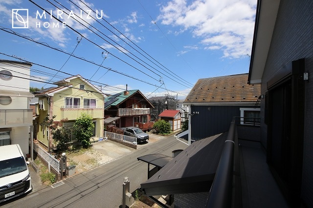 【前面道路含む現地写真】 | 前面道路☆運転が不安な方も安心な前面道路、きちんと幅員のある道路は女性にも安心です。整備されている道路は気持ちも良いですね♪