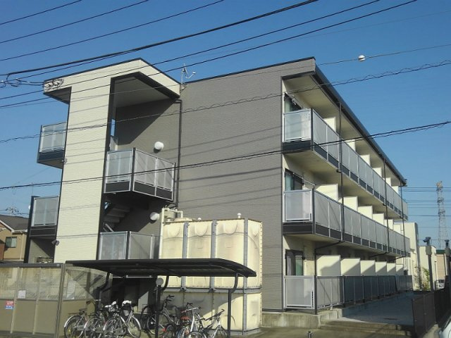 レオパレストシミの外観