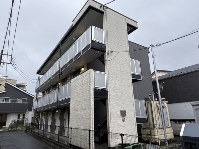 レオパレスレジデンス高橋の外観