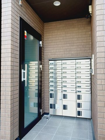 ヒカルサふじみ野上福岡のエントランス