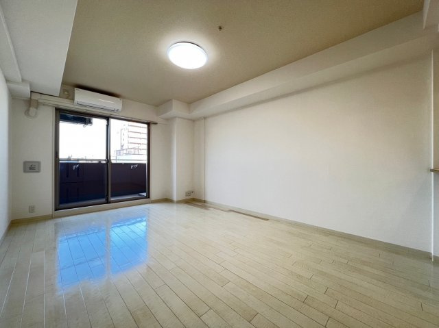 セレッソコート上本町EASTの洋室