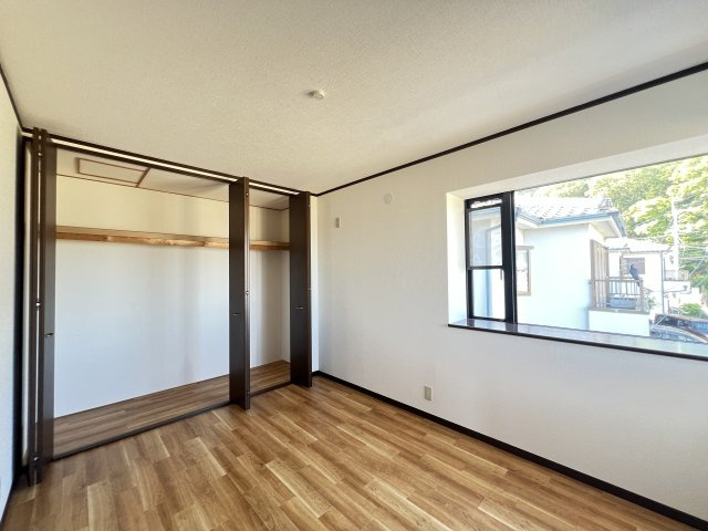 橿原市木原町の洋室|ゆったりした洋室６帖です