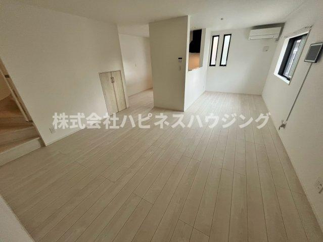 Ｋｏｌｅｔ江戸川台～コレットエドガワダイ～の居間・リビング