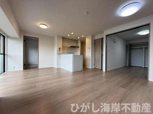 ダイアパレスエクシード茅ヶ崎の居間・リビング|新規リフォーム完了！　18.2帖　LDK