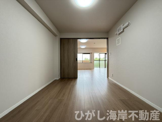 ダイアパレスエクシード茅ヶ崎の子供部屋|新規リフォーム完了！　5.5帖　洋室