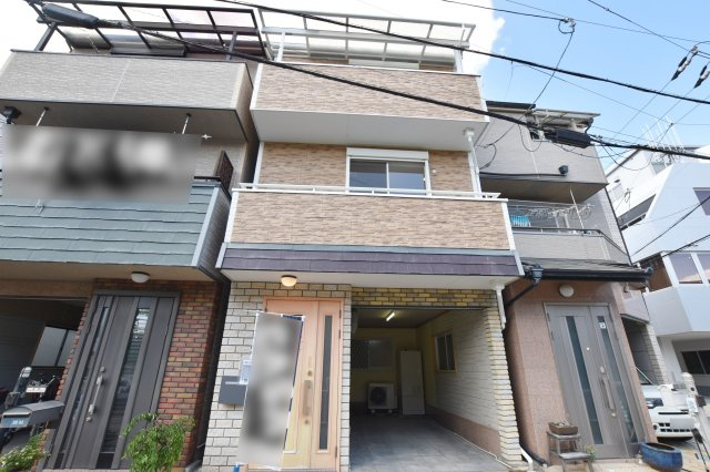 尼崎市食満7丁目中古戸建｜3LDK＋駐車1台可の外観|リフォーム完了済みですのでいつでも室内を見学して頂けます。