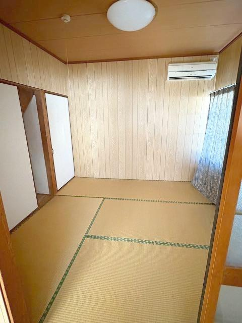 栗屋貸家　北の和室