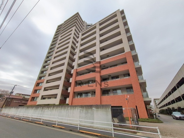 【外観】 | グランジオ武蔵野 | 洗練されたフォルムが印象的なマンションレジデンス