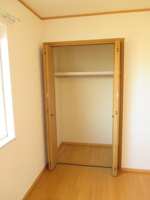 クイーンズヒルＤ棟の収納
