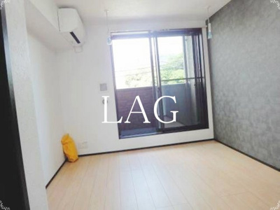 【居間・リビング】 | ルッシェロ稲毛 | 洋室のお部屋です。