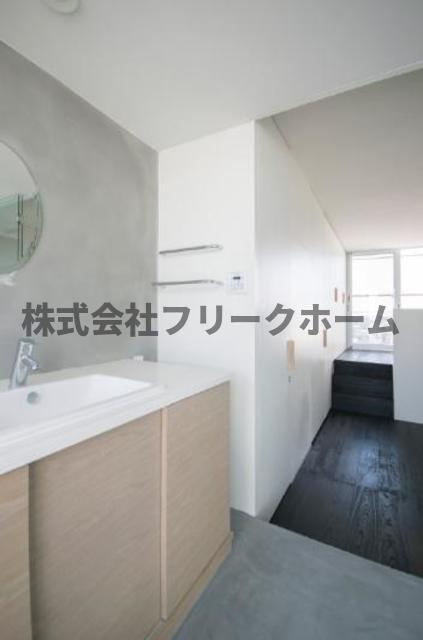 武蔵野市西久保１丁目の賃貸マンションの洗面所