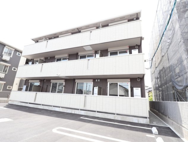エクセル八代の外観