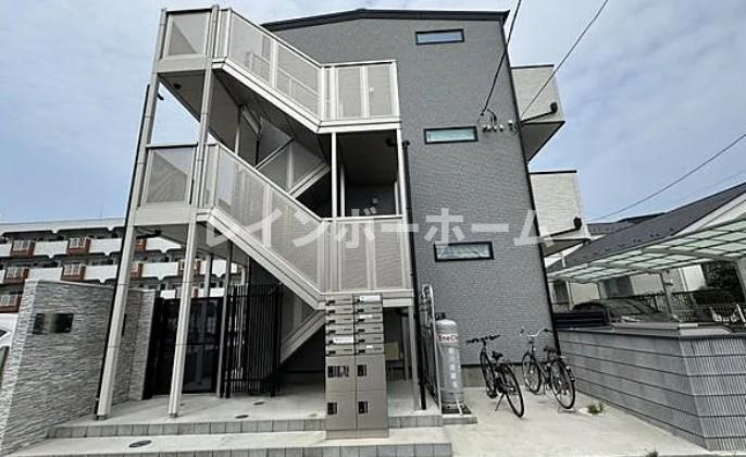 センターヴィレッジ三郷の外観|外観は落ち着いています