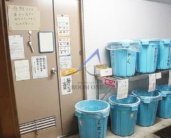 藤和シティコープ南大塚のその他共用部分|敷地内ごみ置き場です。