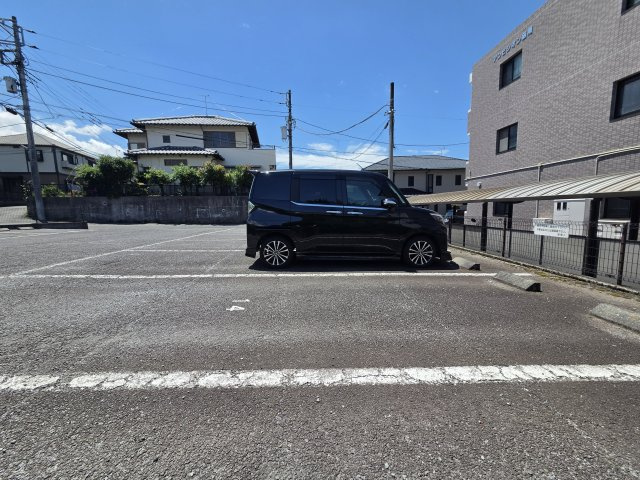 アンビシオン函南の駐車場