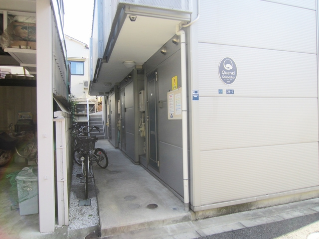 Ｑｕｅｎｅｌ栄町のエントランス|建物入口です！