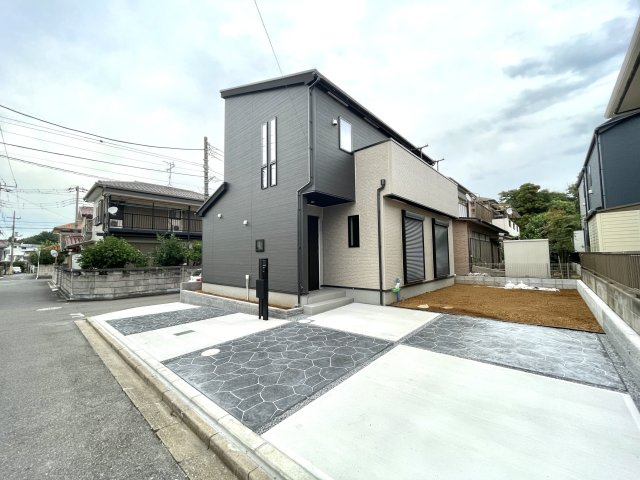 グラファーレ船橋市松が丘２丁目５１期の前面道路含む現地写真