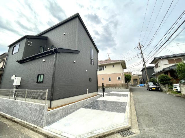 グラファーレ船橋市松が丘２丁目５１期の前面道路含む現地写真