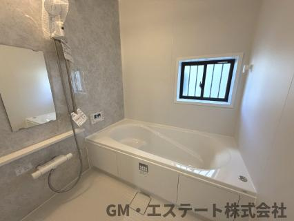 宮崎市月見ケ丘1丁目　新築住宅（A号棟）の浴室