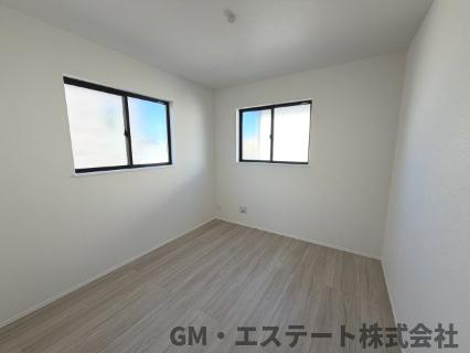 宮崎市月見ケ丘1丁目　新築住宅（A号棟）の洋室