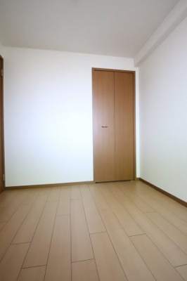 【洋室】 | エンブレス
