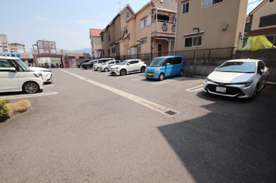【駐車場】 | エンブレス
