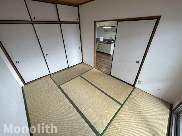 龍の樹マンションの和室