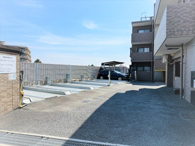 ライオンズヒルズ富士森公園の駐車場|～駐車場空き要事前確認～