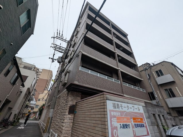 エストリーヴルⅡの外観